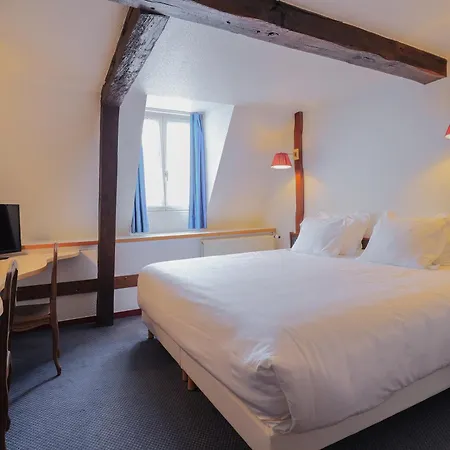 Les Trois Luppars Hotel