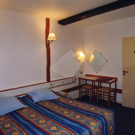 فندق Les Trois Luppars أراس