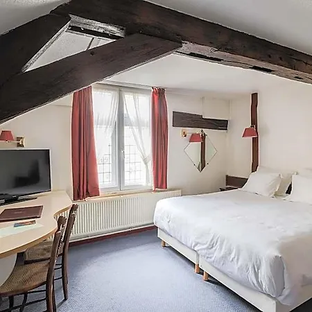 Hotel Les Trois Luppars 3*