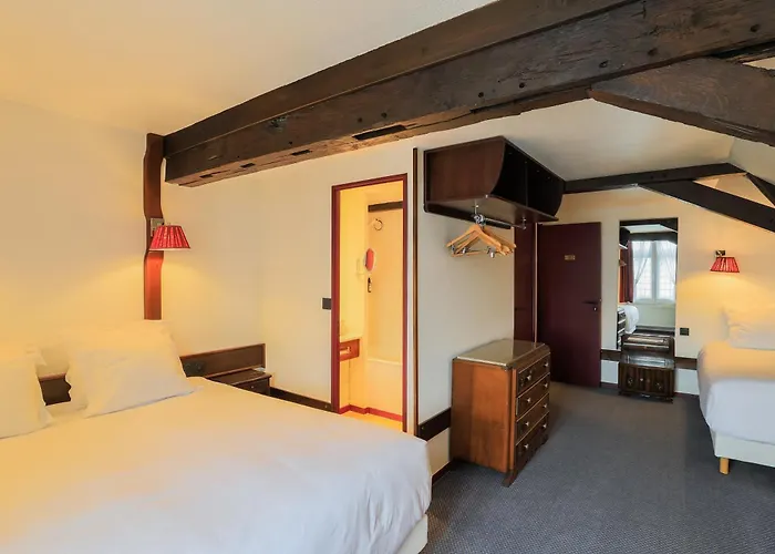 Hotell Les Trois Luppars Arras