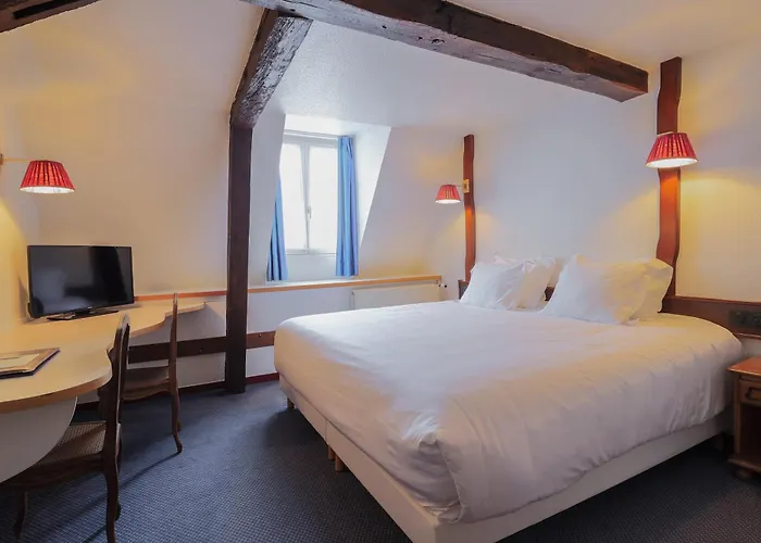 Les Trois Luppars Hotell